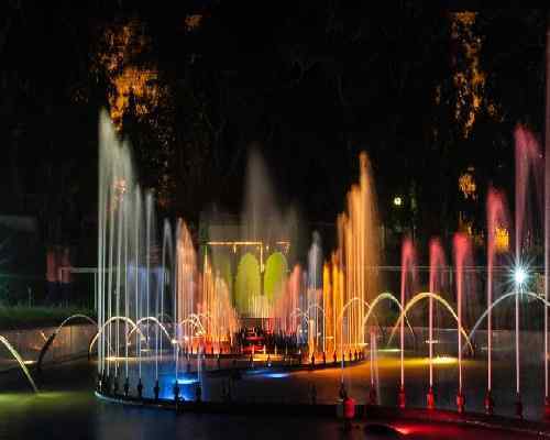 cabs-for-brindavan-garden